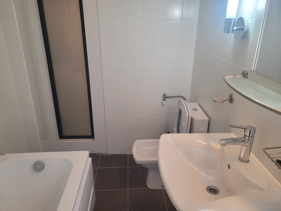 De vânzare apartament 3 camere in vila, etaj 1/2, Cartierul Evreiesc
