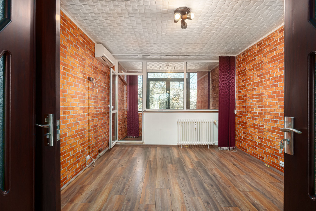 Apartament 4 camere, decomandat, Piata Minis - Baraje