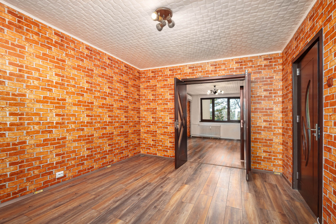 Apartament 4 camere, decomandat, Piata Minis - Baraje