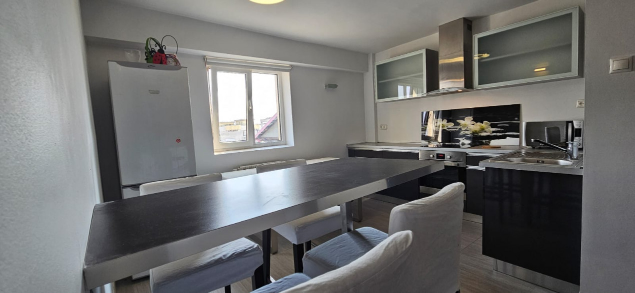 Apartament 3 camere O.Goga