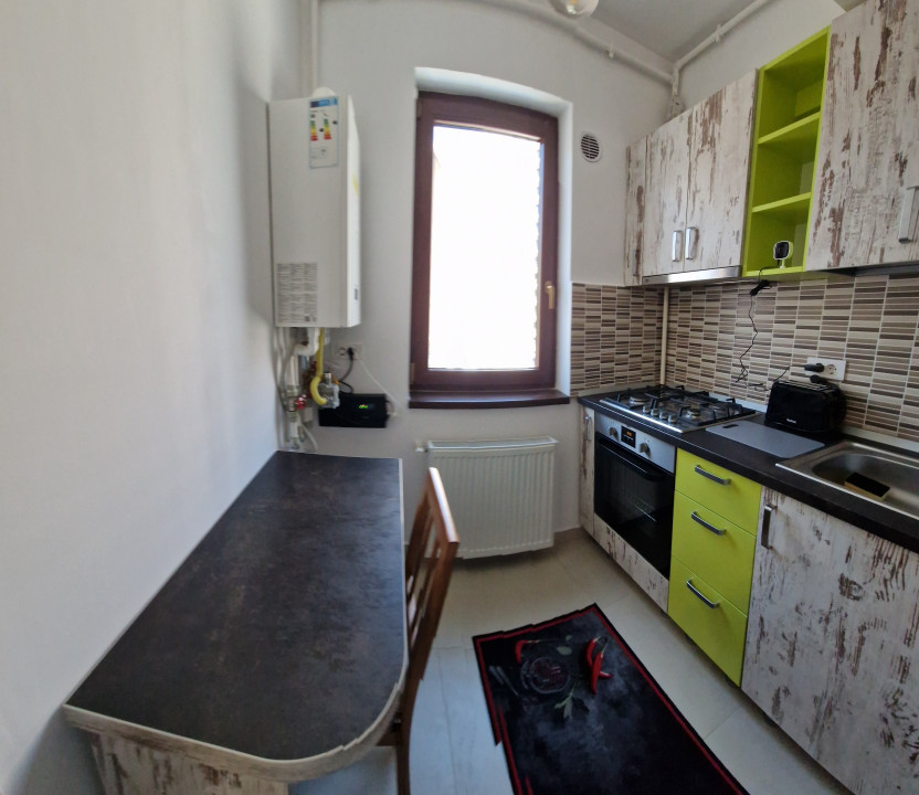 Garsoniera - complet mobilata si utilata - parcul Liniei - metrou Lujerului