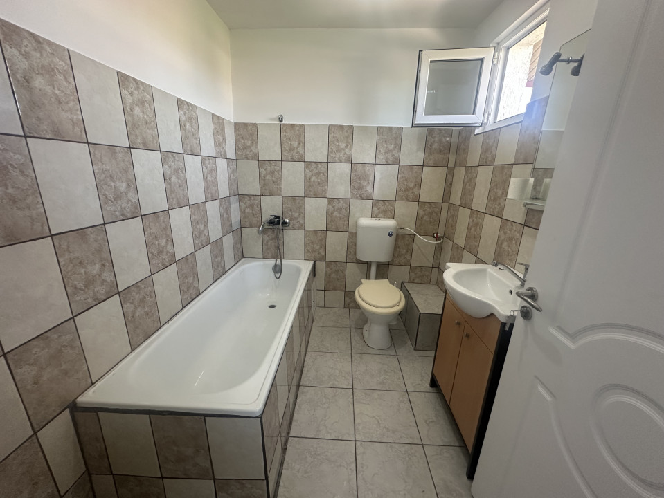 CASA 179 MP LOT 250 MP CLINCENI