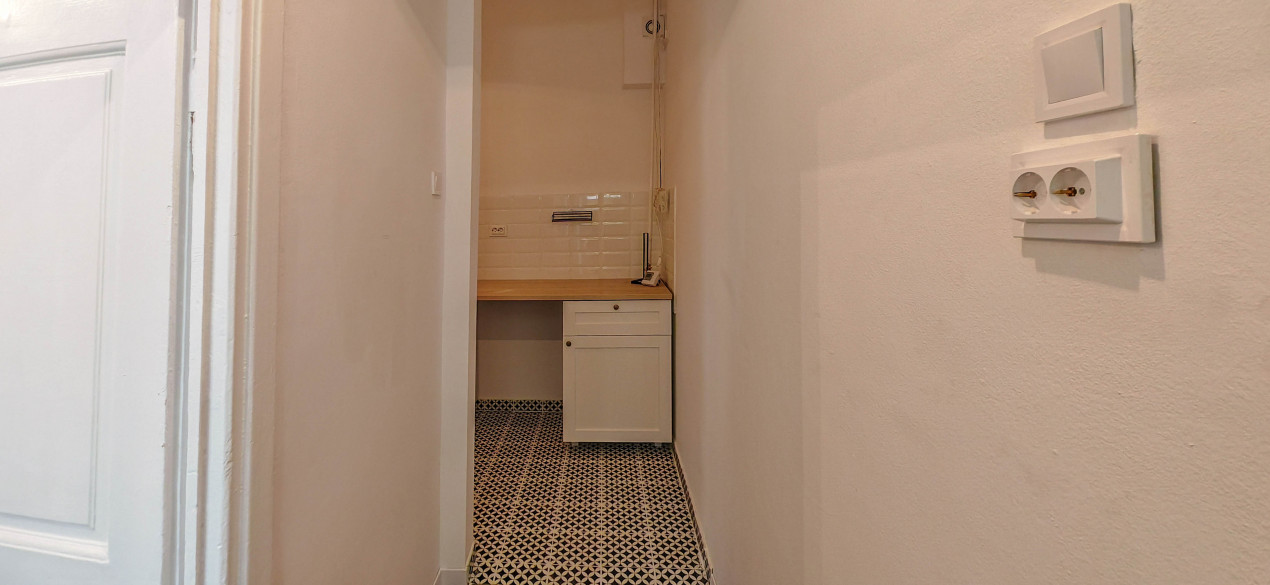 Casa in vecinatatea Guvernului