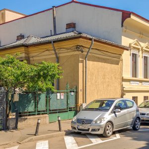 Casa in vecinatatea Guvernului