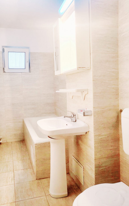 Închiriez apartament 2 camere, Bulevardul Nicolae Bălcescu – metrou Universitate