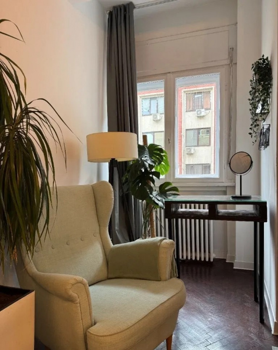 Închiriez Apartament 3 Camere Ultracentral, 88 mp, langa Metrou Universitate