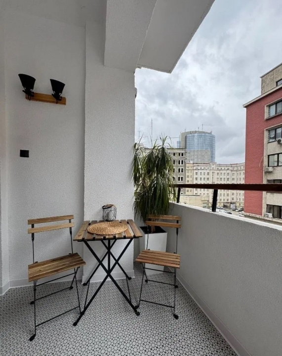Închiriez Apartament 3 Camere Ultracentral, 88 mp, langa Metrou Universitate