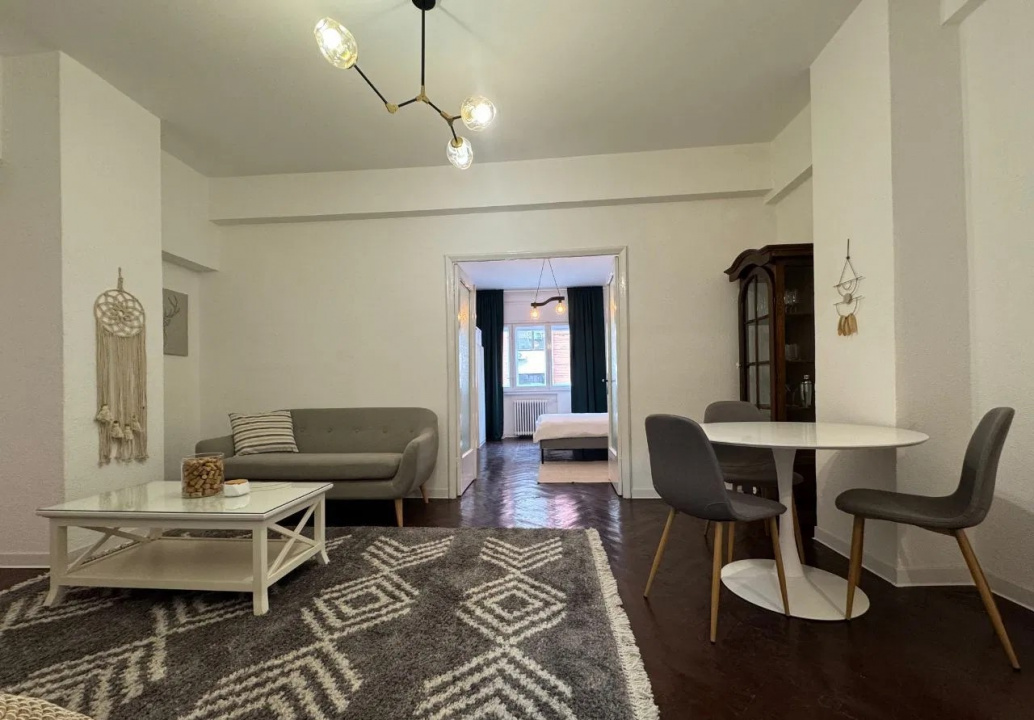 Închiriez Apartament 3 Camere Ultracentral, 88 mp, langa Metrou Universitate