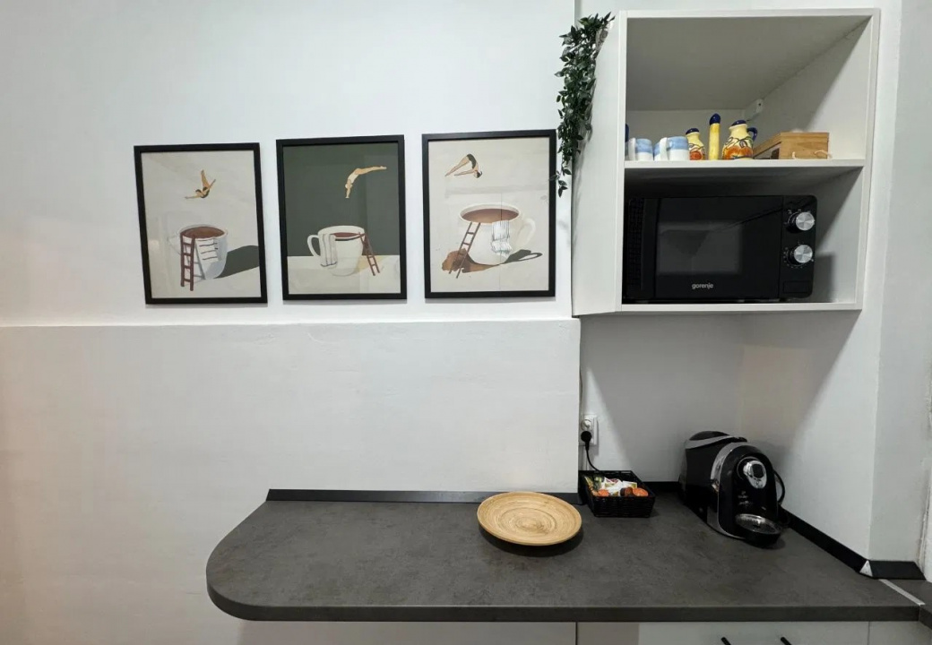 Închiriez Apartament 3 Camere Ultracentral, 88 mp, langa Metrou Universitate