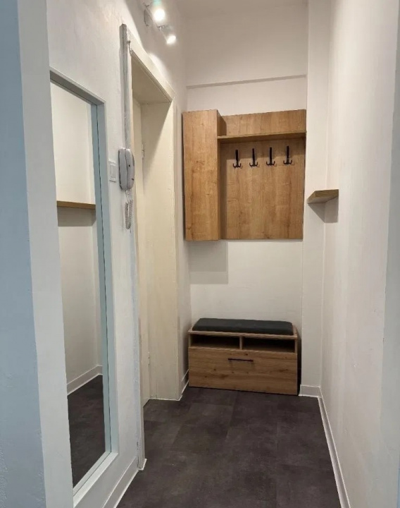 Închiriez Apartament 3 Camere Ultracentral, 88 mp, langa Metrou Universitate
