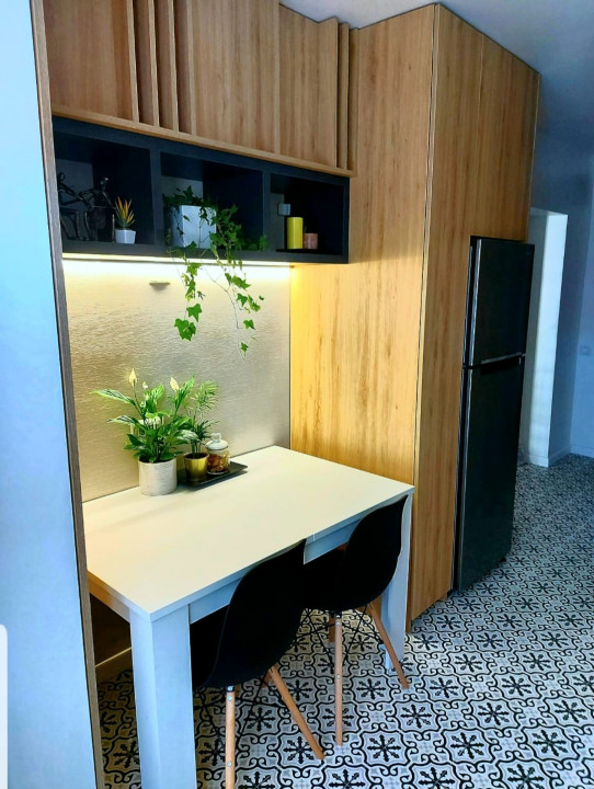 Garsoniera renovata- complet mobilata si utilata - prima inchiriere - 