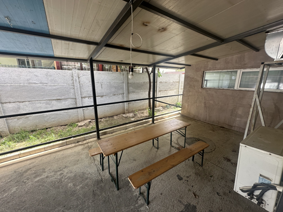 Spatiu Comercial 138,7 MP+2 locuri parcare New Residence