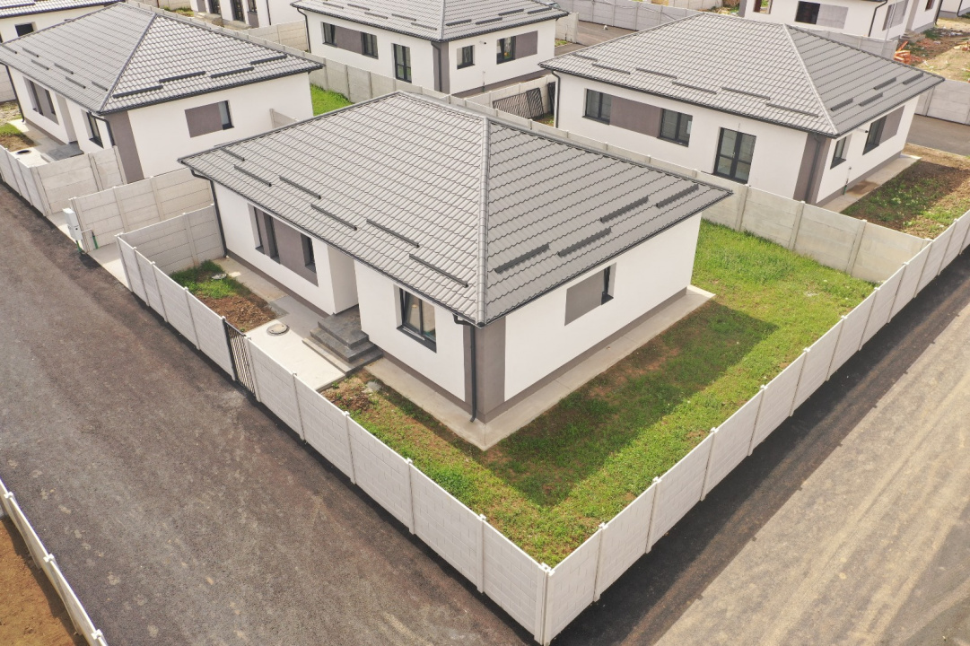 Casa individuala, 4 camere+ parcare, curte proprie 380 mp Bragadiru