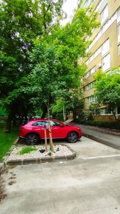 Apartament 3 camere Militari, lângă metrou Lujerului, bloc reabilitat