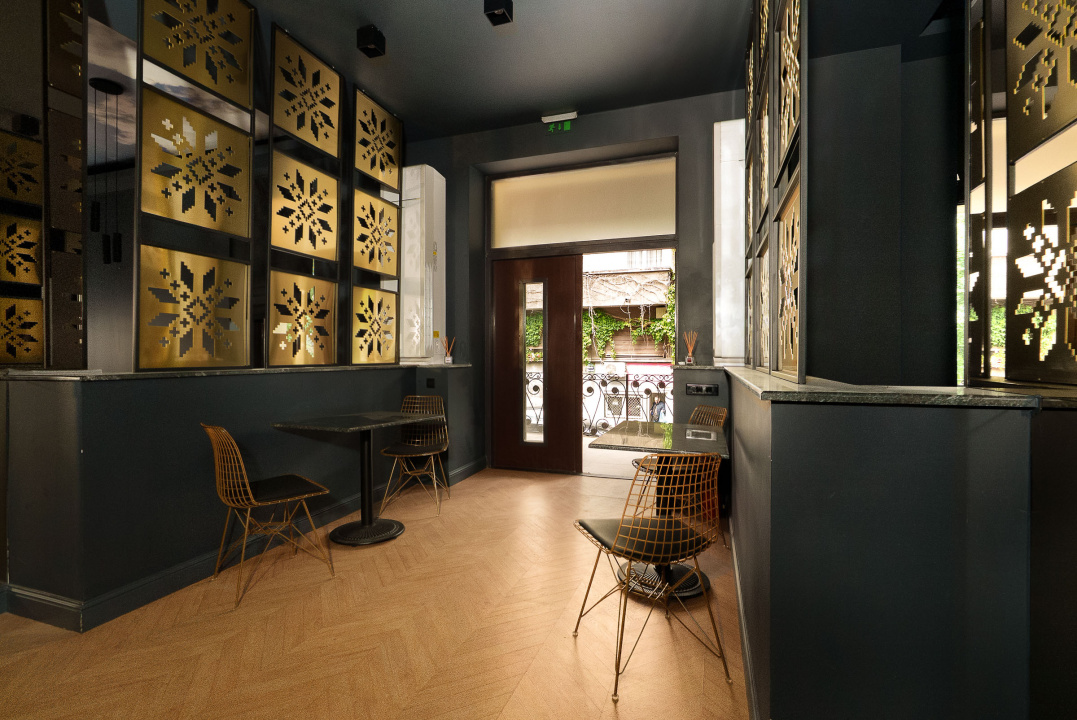 RESTAURANT DE VANZARE  zona ARMENEASCA
