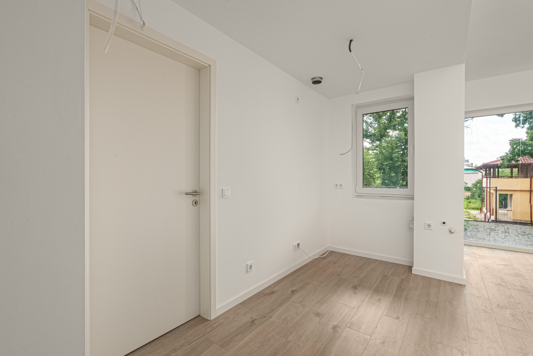 Inchiriere- apartament 2 camere in cel mai buna locatie din nord-est.