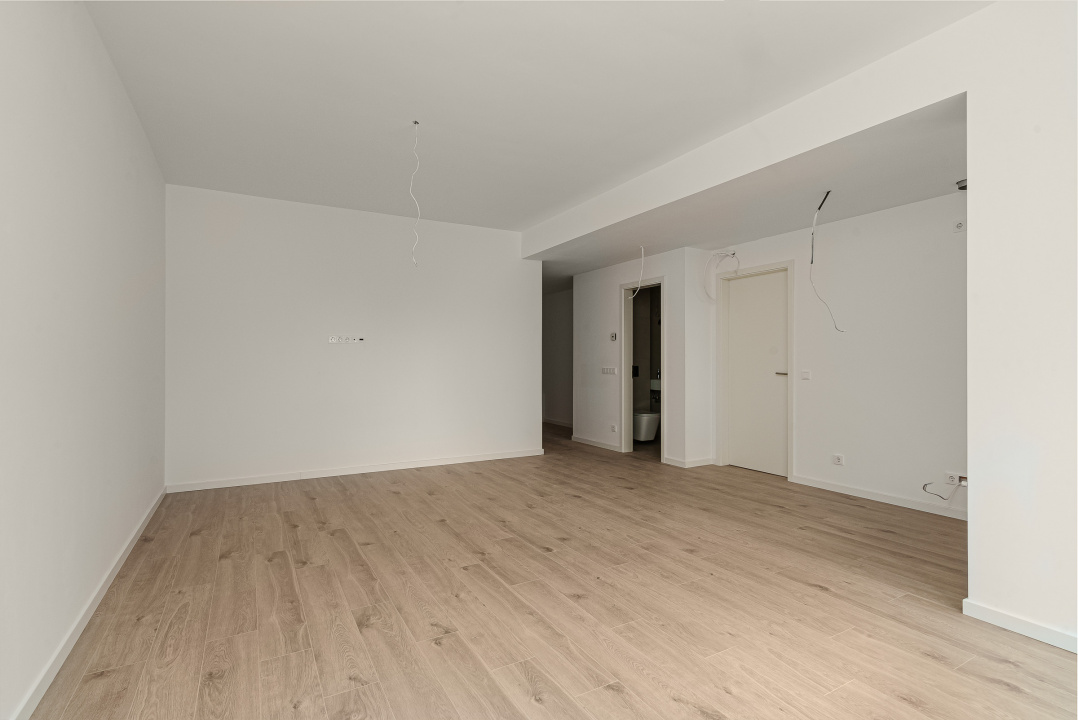Inchiriere- apartament 2 camere in cel mai buna locatie din nord-est.