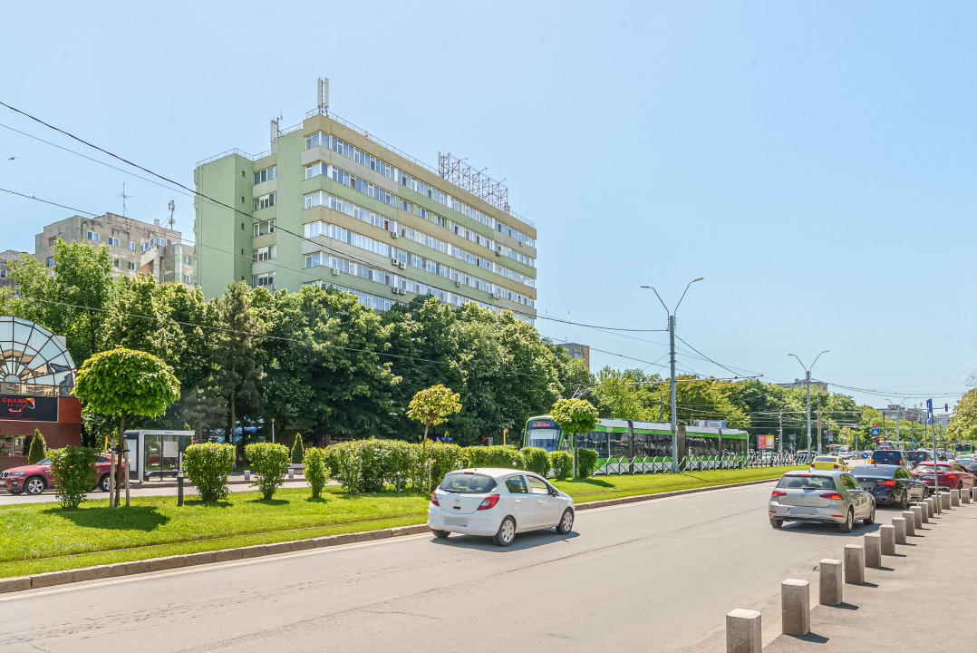 Locuința ideală pentru tine – 3 camere, etaj 2, lângă Plaza România 