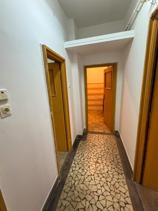 Apartament in Armeneasca, parter in vila.