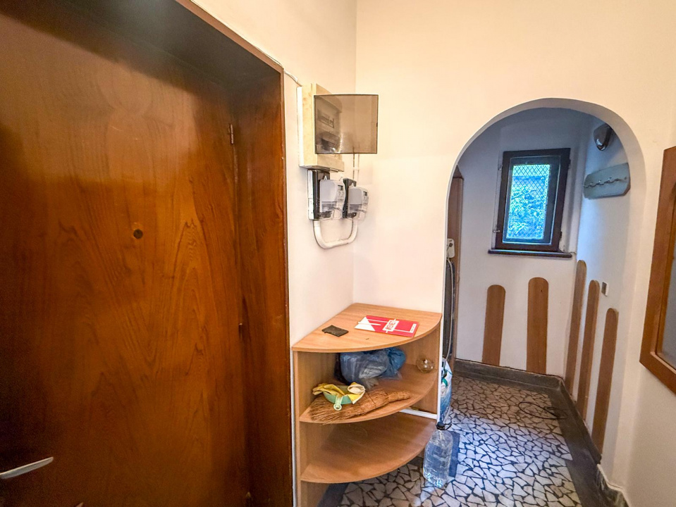 Apartament in Armeneasca, parter in vila.
