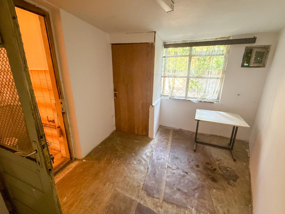Apartament in Armeneasca, parter in vila.