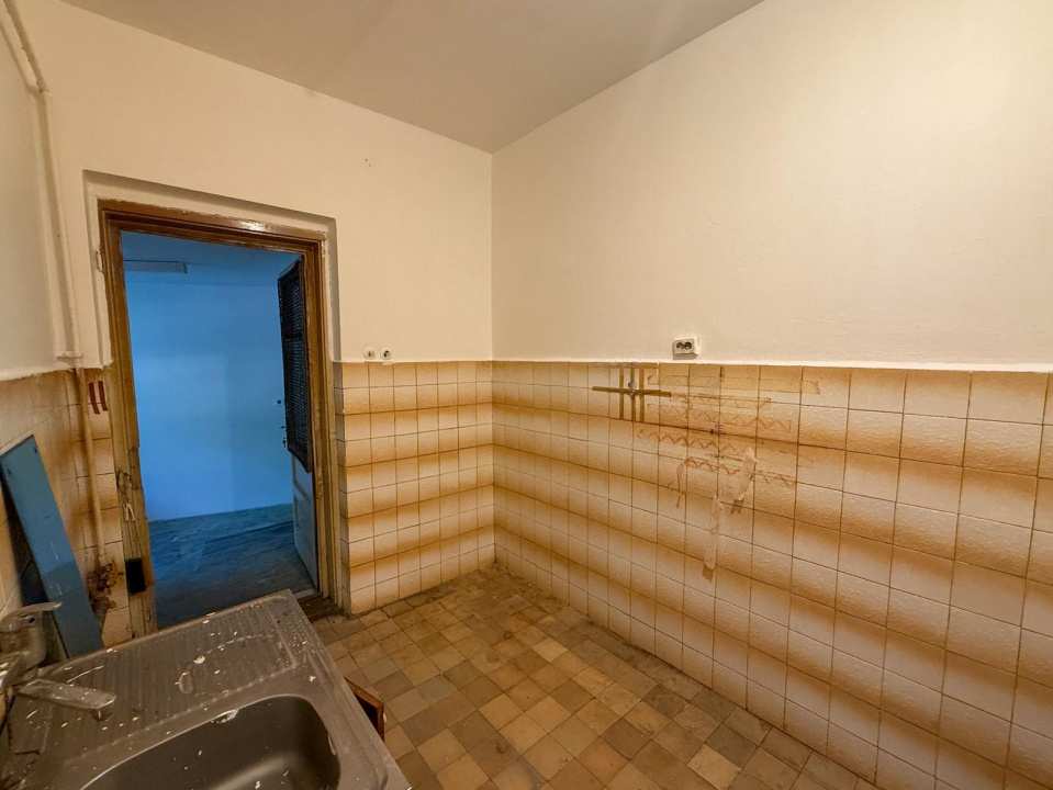 Apartament in Armeneasca, parter in vila.