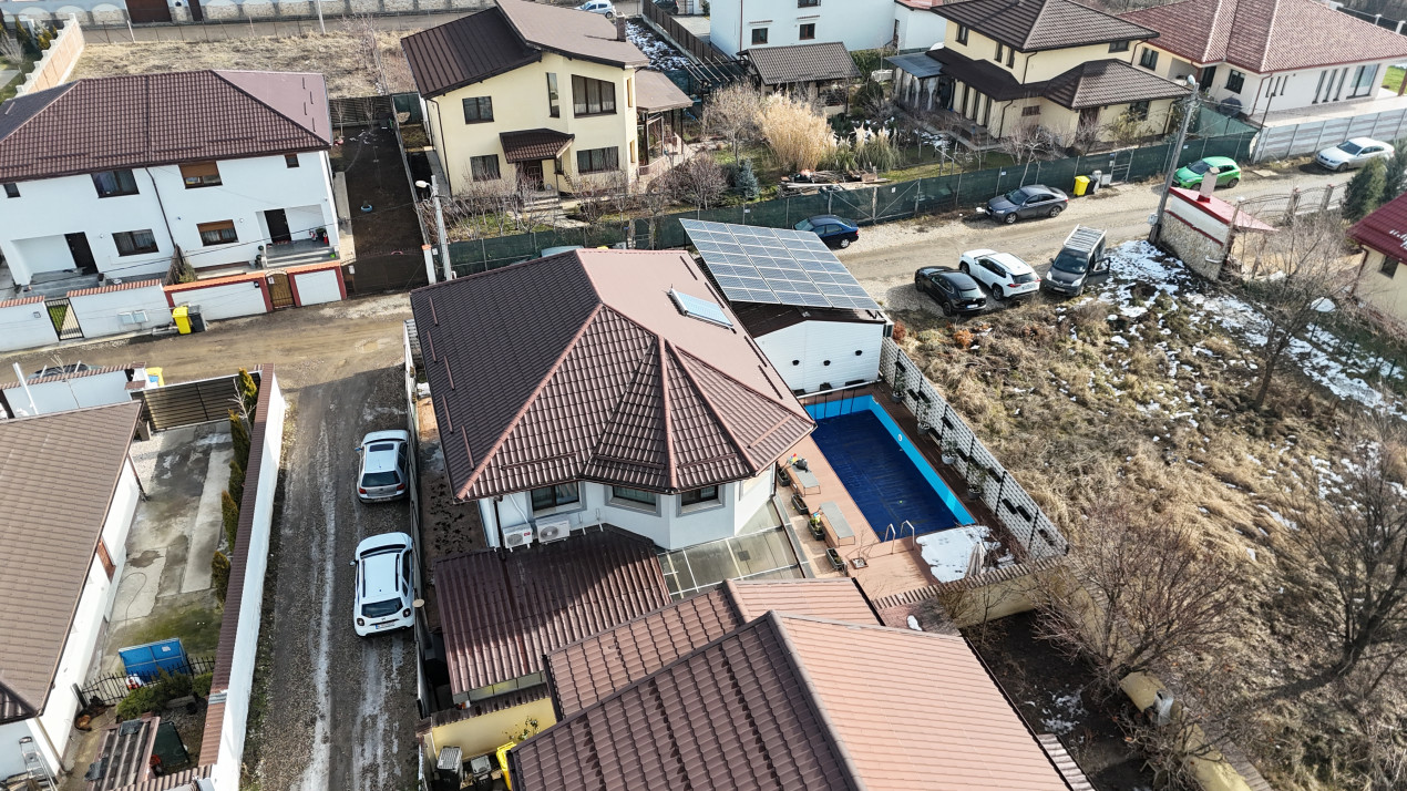 Vila de Vanzare Domnesti indepedenta energetic cu piscina incalzita
