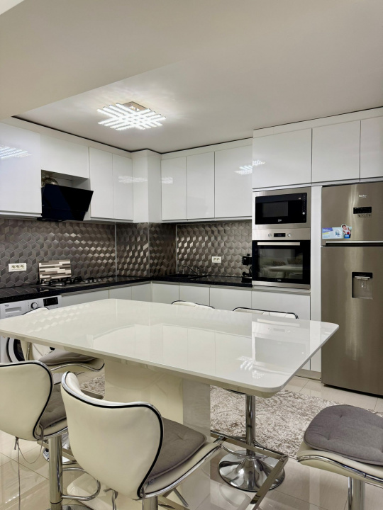 Apartament 4 camere | Complet renovat | Terasă 60mp | Mihai Bravu