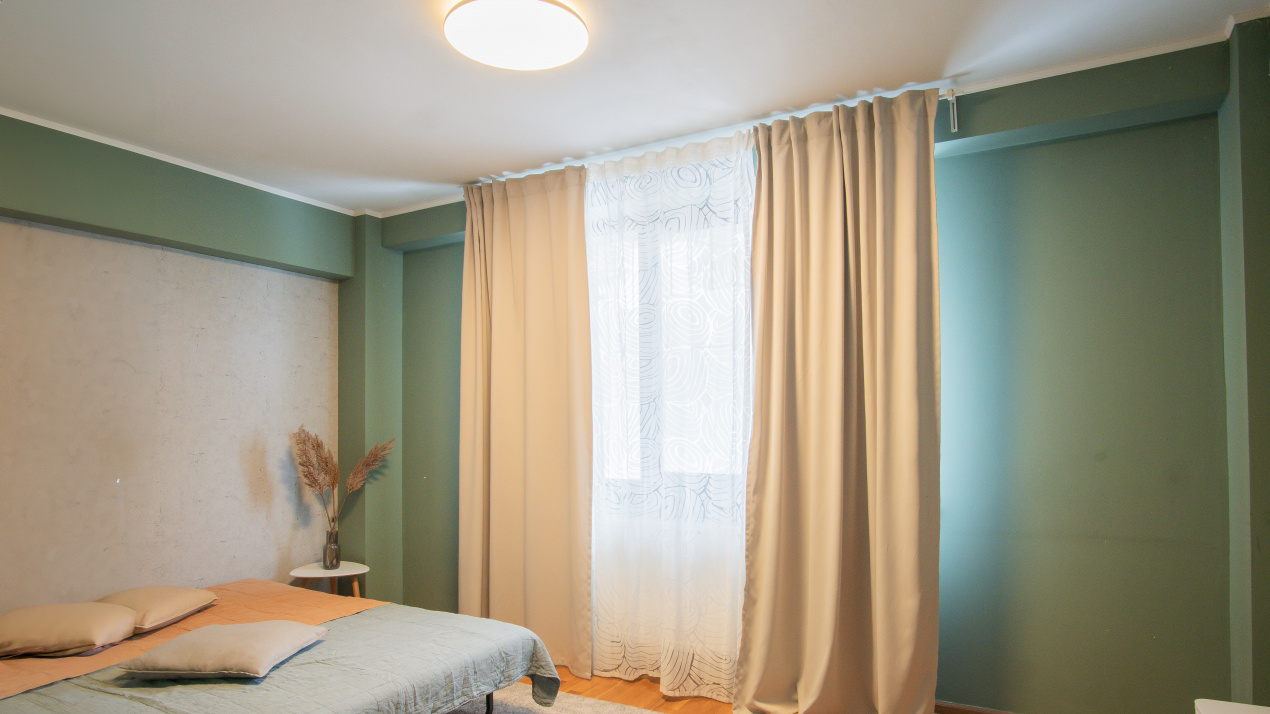 Apartament 3 camere cu centrala proprie