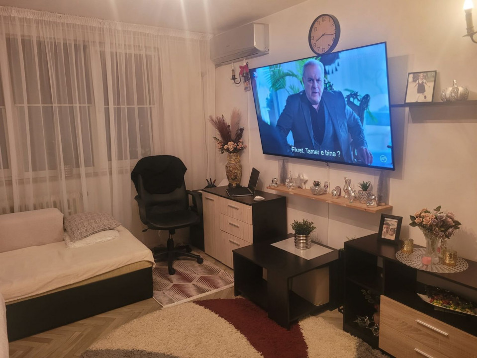 Apartament 3 camere 65 mp Auchan Titan, et. 4/4, loc de parcare inclus