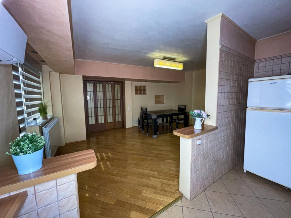 Apartament 3 camere Piata Alba Iulia