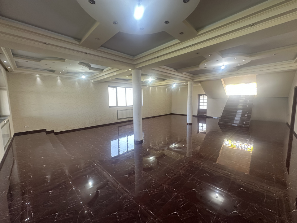 1 DECEMBRIE CASA P+2E+M LOT 1900 MP 