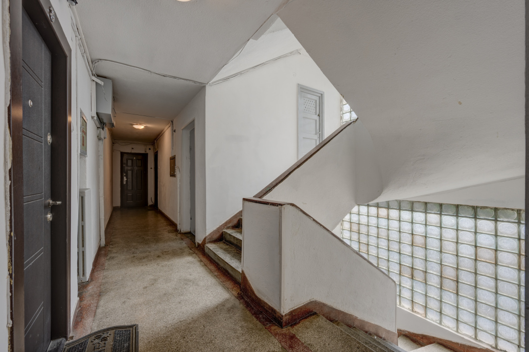 CALEA PLEVNEI - APARTAMENT 2 CAMERE, 46 MP TOTAL, ETAJ 2!