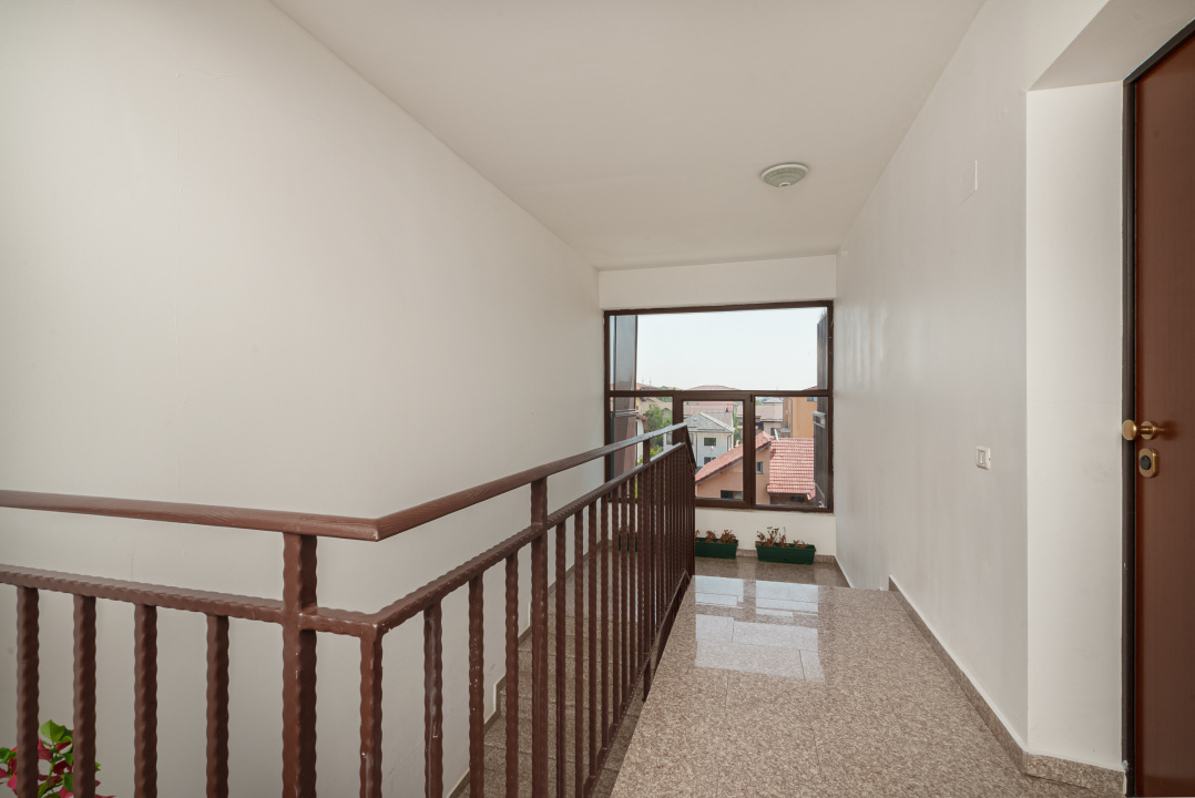 The PERFECT ONE! Apartament gata de mutat, mobilat si utilat, cu parcare!
