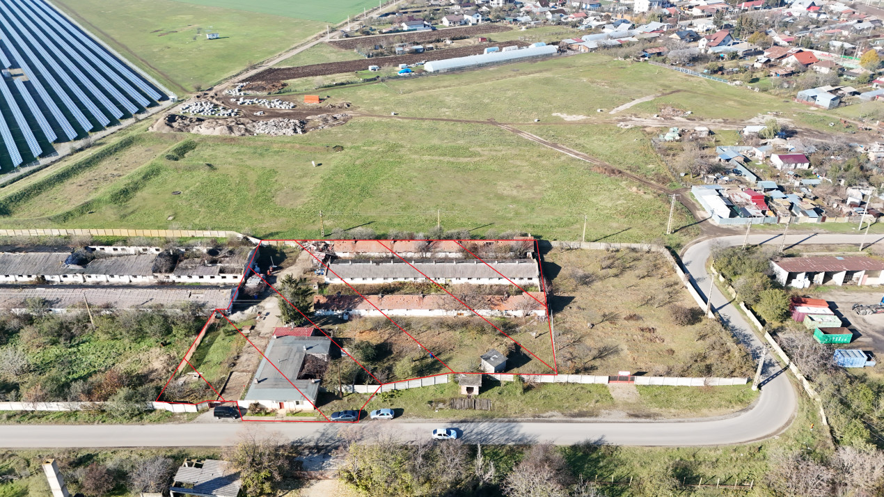 Casa 156mp | Teren 4464mp | 3 Hale | Buda | Proximitate DN 1 si Parc Industrial