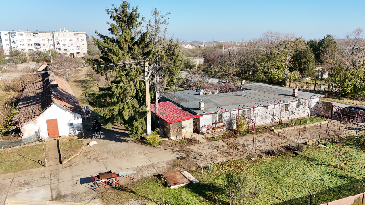 Casa 156mp | Teren 4464mp | 3 Hale | Buda | Proximitate DN 1 si Parc Industrial