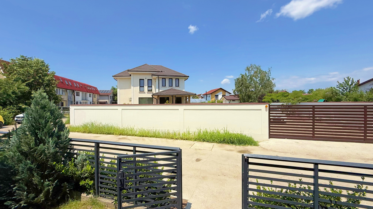 Casa individuala cu grădină superbă,P+1M, 158 mp, teren 468mp, 2017, 0% comision