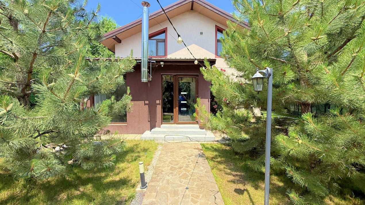 Casa individuala cu grădină superbă,P+1M, 158 mp, teren 468mp, 2017, 0% comision