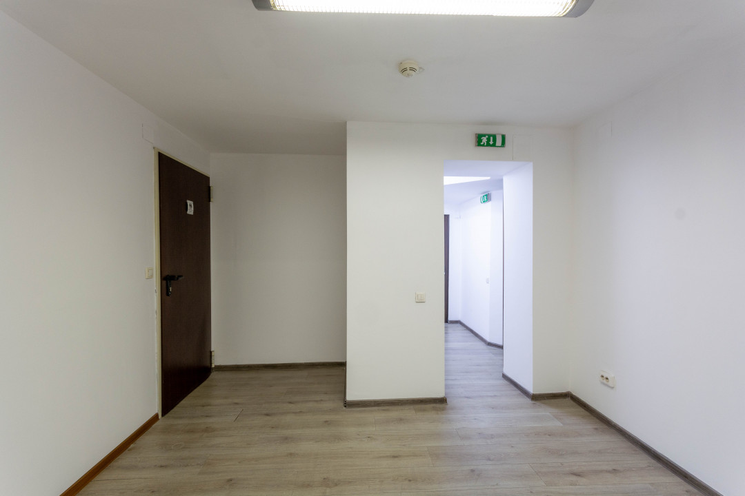 Spațiu subsol | Vitan Center | 100 mp | Utilitati incluse