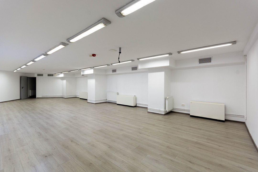 Spațiu subsol | Vitan Center | 100 mp | Utilitati incluse