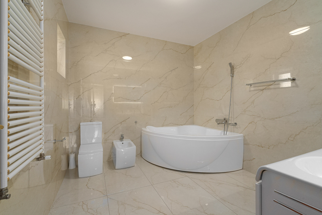 Drumul Taberei - Valea Oltului, casa 9 camere, lot 1158 mp