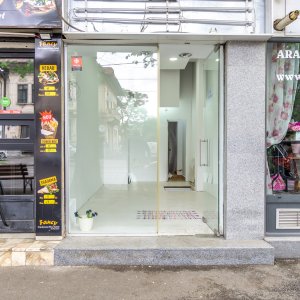 Spatiu comercial Pache Protopopescu 88 intersectia Matasari, SC: 35mp, SU: 25mp