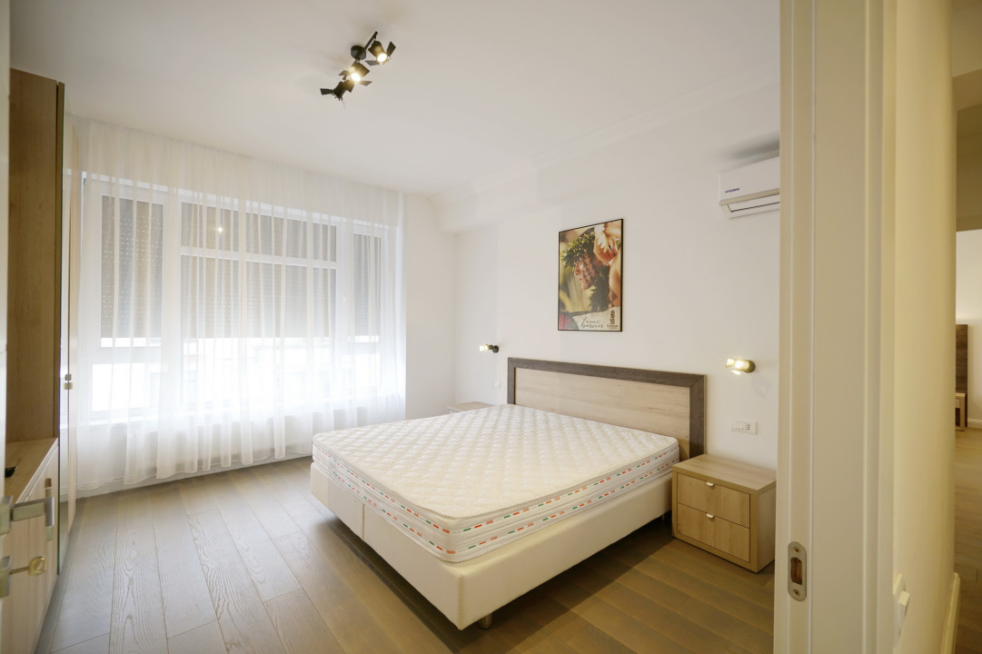 Prima Inchiriere! Apartament 3 camere+parcare subterana Laguna Residence