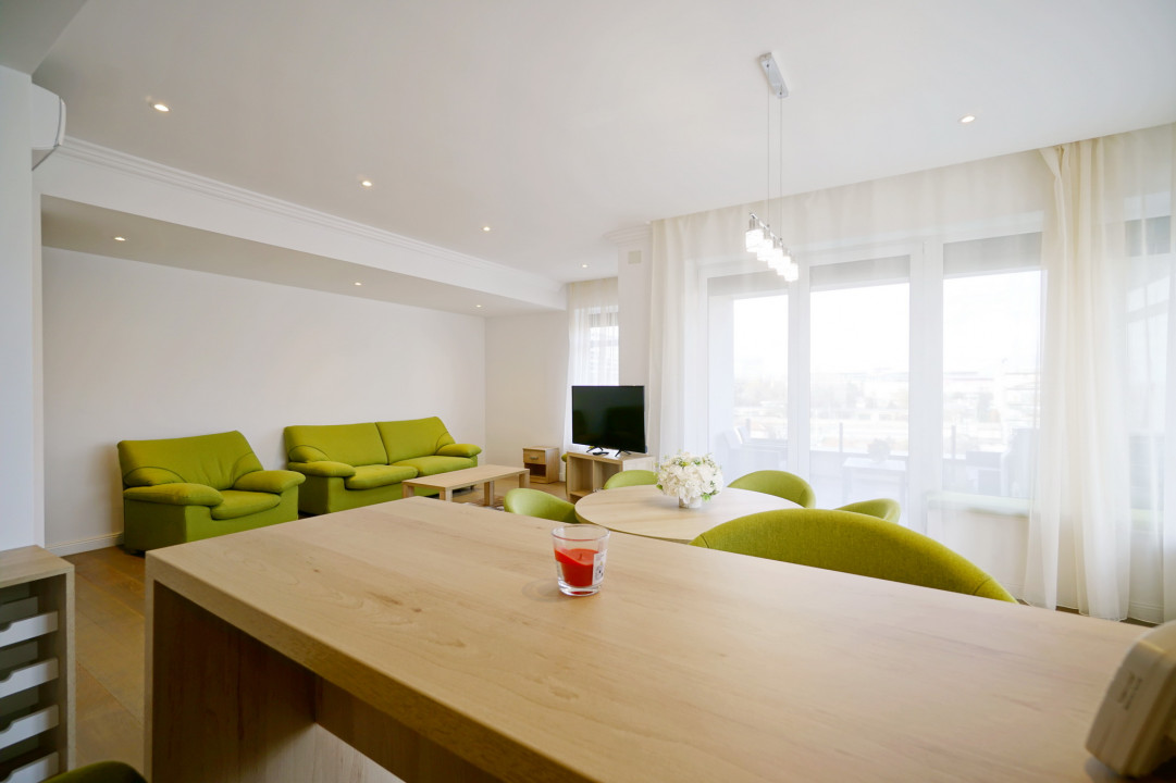 Prima Inchiriere! Apartament 3 camere+parcare subterana Laguna Residence