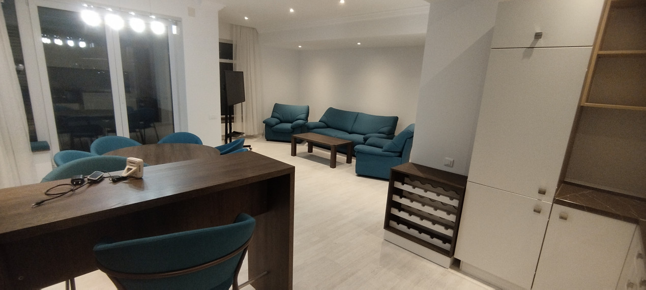 Prima Inchiriere! Apartament 3 camere+parcare subterana Laguna Residence