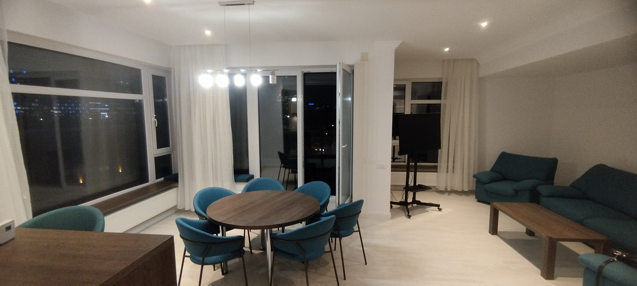 Prima Inchiriere! Apartament 3 camere+parcare subterana Laguna Residence