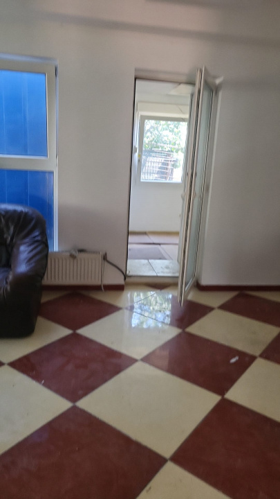 Vila 7 camere Aparatorii Patriei - metrou Dimitrie Leonida
