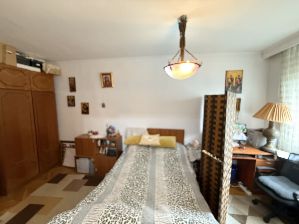 Apartament 4 camere, langa Parc