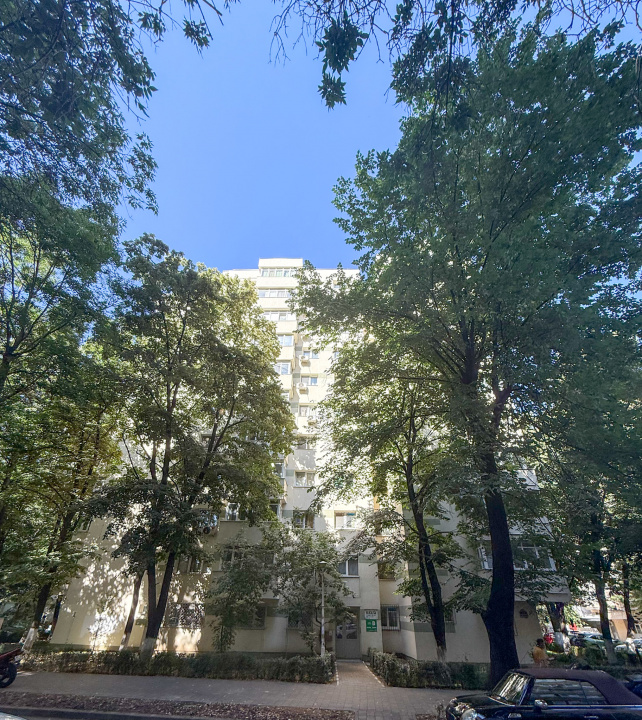 Apartament 4 camere, langa Parc