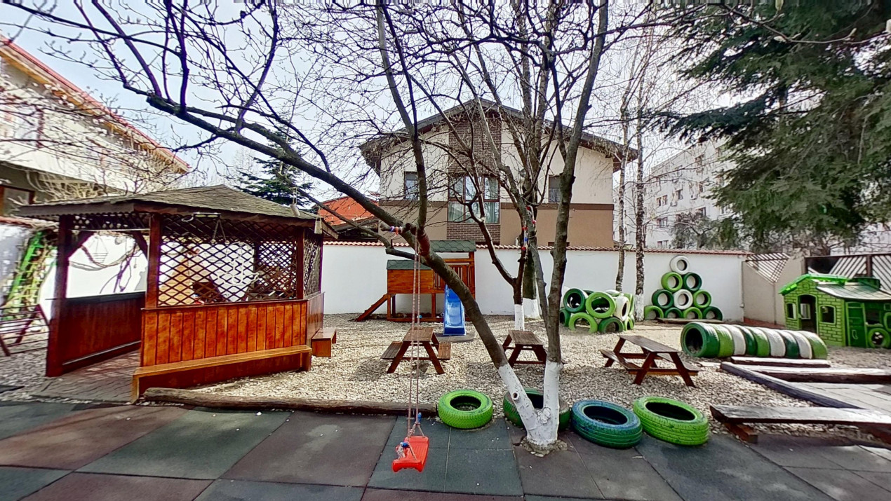 Casă de vânzare în Lacul Tei - Oportunitate unică pentru locuință sau afacere ed